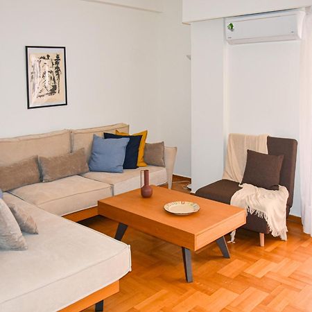 Spacious Modern Apartment In Pagkrati アテネ エクステリア 写真