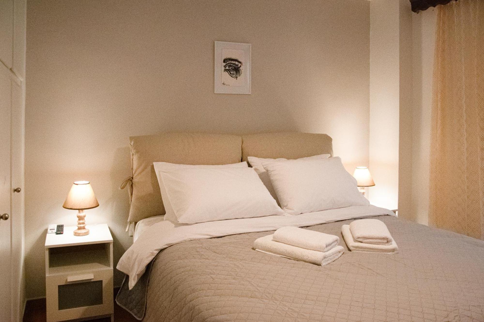 Spacious Modern Apartment In Pagkrati アテネ エクステリア 写真